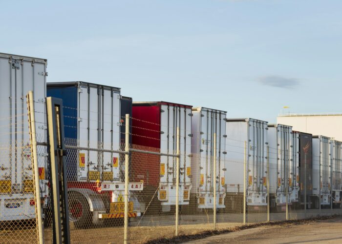 fleet management system untuk trucking pada pengelolaan armada kendaraan