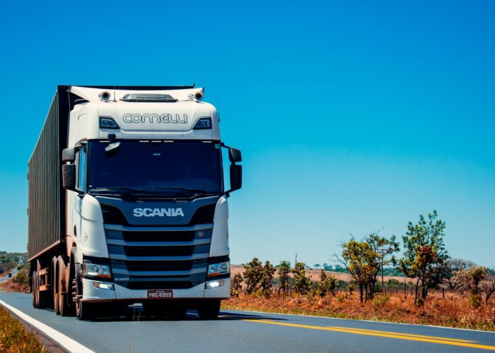 Operasional Armada dan Fleet Management System operasional armada trucking untuk fleet management system