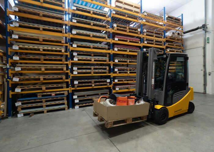 Inventory Planning untuk Pengendalian Stok Gudang inventory planning untuk mengendalikan stok dan perputaran persediaan gudang