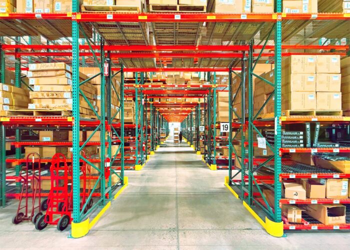 Barcode vs RFID Gudang - Warehouse barcode vs RFID gudang untuk memilih teknologi identifikasi stok warehouse