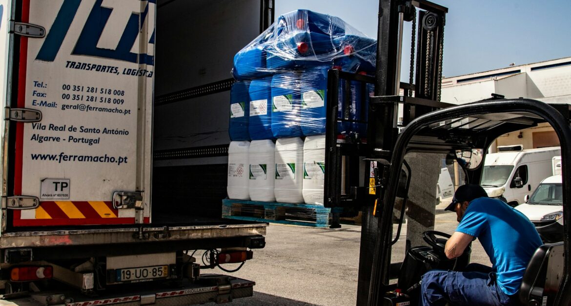 dock-to-stock cycle time untuk mempercepat receiving dan putaway gudang
