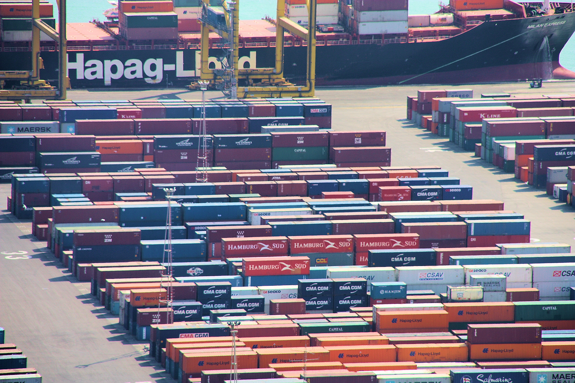 operasi kontainer untuk mendukung freight claims logistik